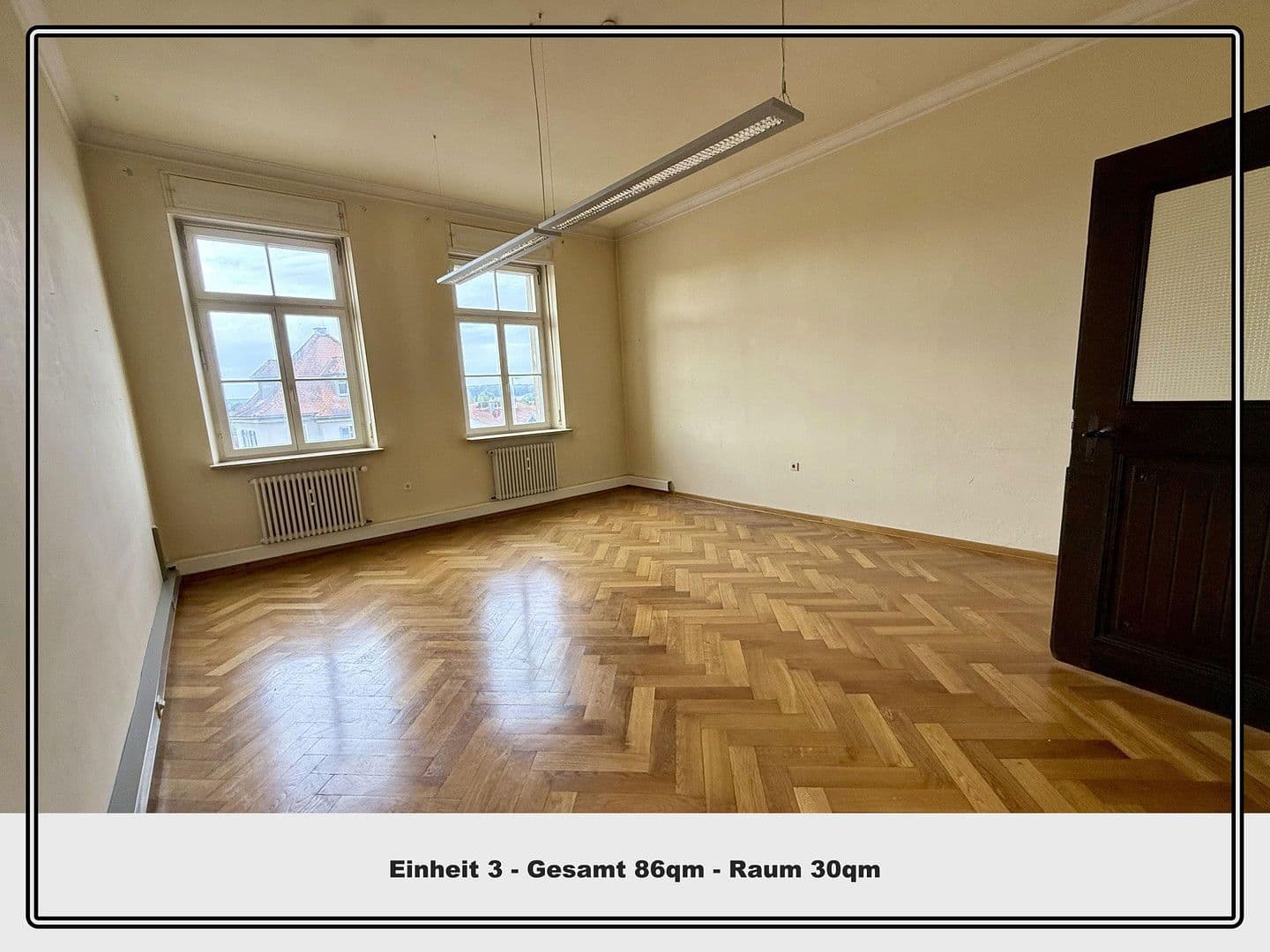 Pronájem kanceláře 127 m², Adelhofer Straße, Uffenheim, Bavorsko Pronájem kanceláře 127 m², Adelhofer Straße, Uffenheim, Bavorsko