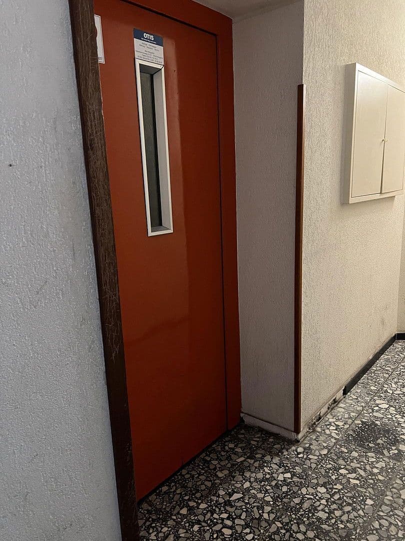 Pronájem bytu 2+1 46 m², Am Brögel 4, Wuppertal, Severní Porýní-Vestfálsko Pronájem bytu 2+1 46 m², Am Brögel 4, Wuppertal, Severní Porýní-Vestfálsko