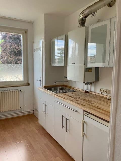 Pronájem bytu 1+1 48 m², Cáchy, Severní Porýní-Vestfálsko Pronájem bytu 1+1 48 m², Cáchy, Severní Porýní-Vestfálsko