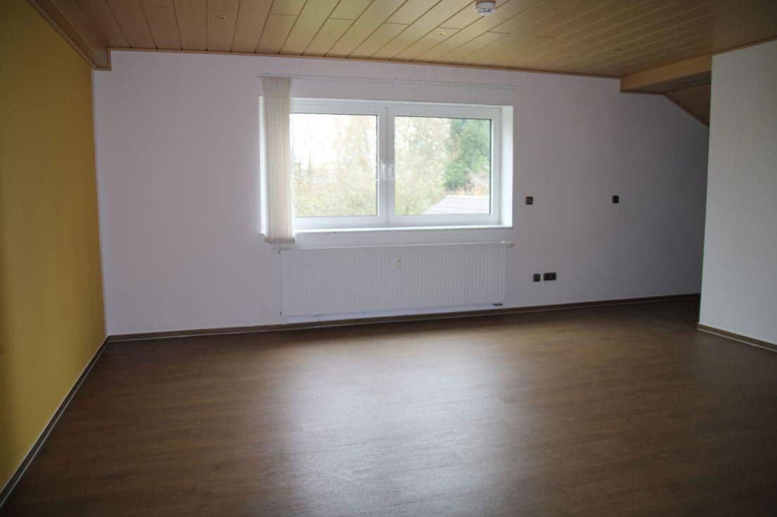 Pronájem bytu 6+1 190 m², Ziegelmoosstraße 25, Rain, Bavorsko Pronájem bytu 6+1 190 m², Ziegelmoosstraße 25, Rain, Bavorsko