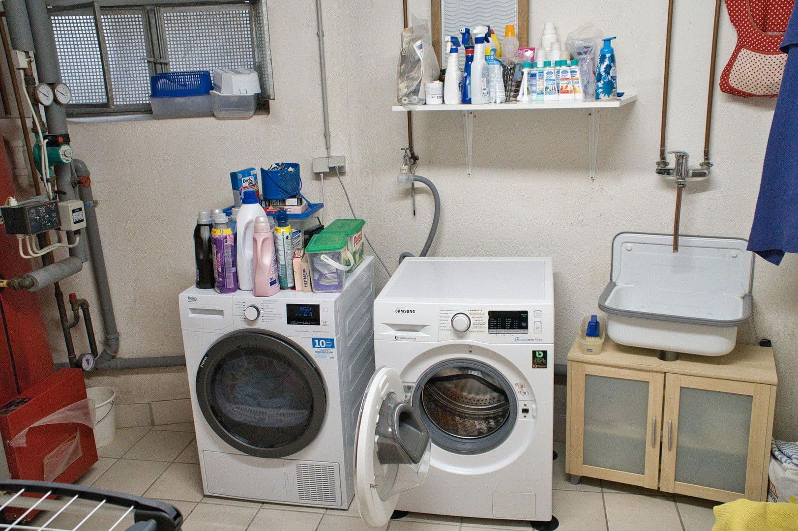 Prodej domu 125 m², pozemek 274 m², Sinsheim, Bádensko-Württembersko Prodej domu 125 m², pozemek 274 m², Sinsheim, Bádensko-Württembersko