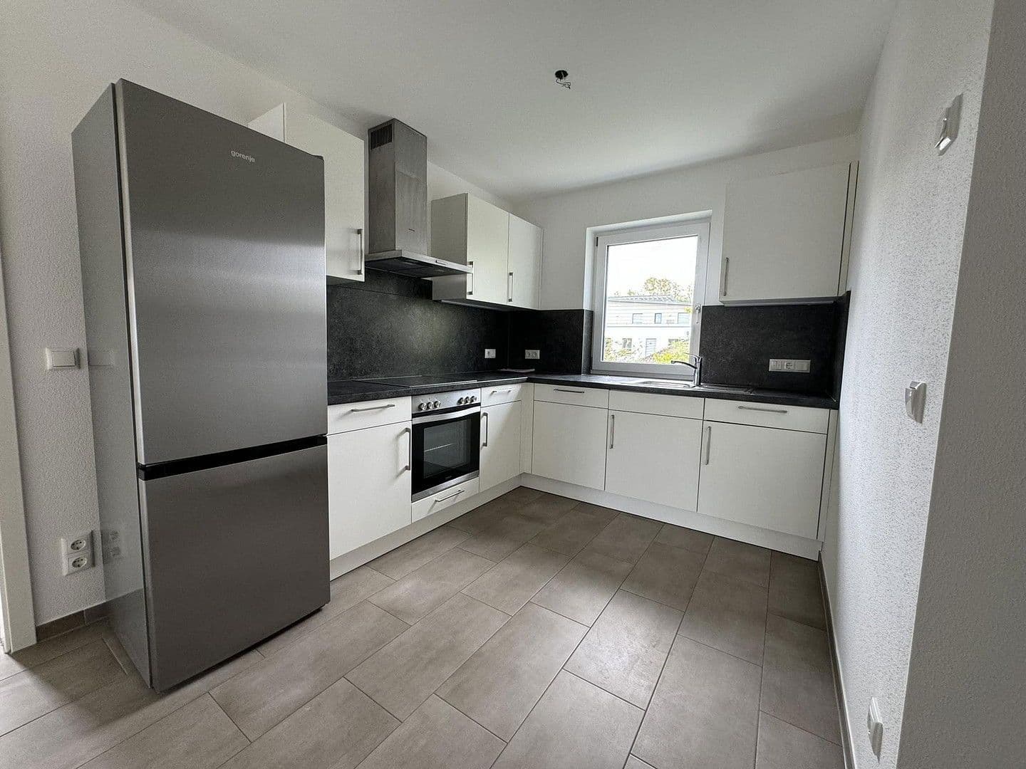 Pronájem bytu 2+1 70 m², Münchener Straße 29, Grafing, Bavorsko Pronájem bytu 2+1 70 m², Münchener Straße 29, Grafing, Bavorsko