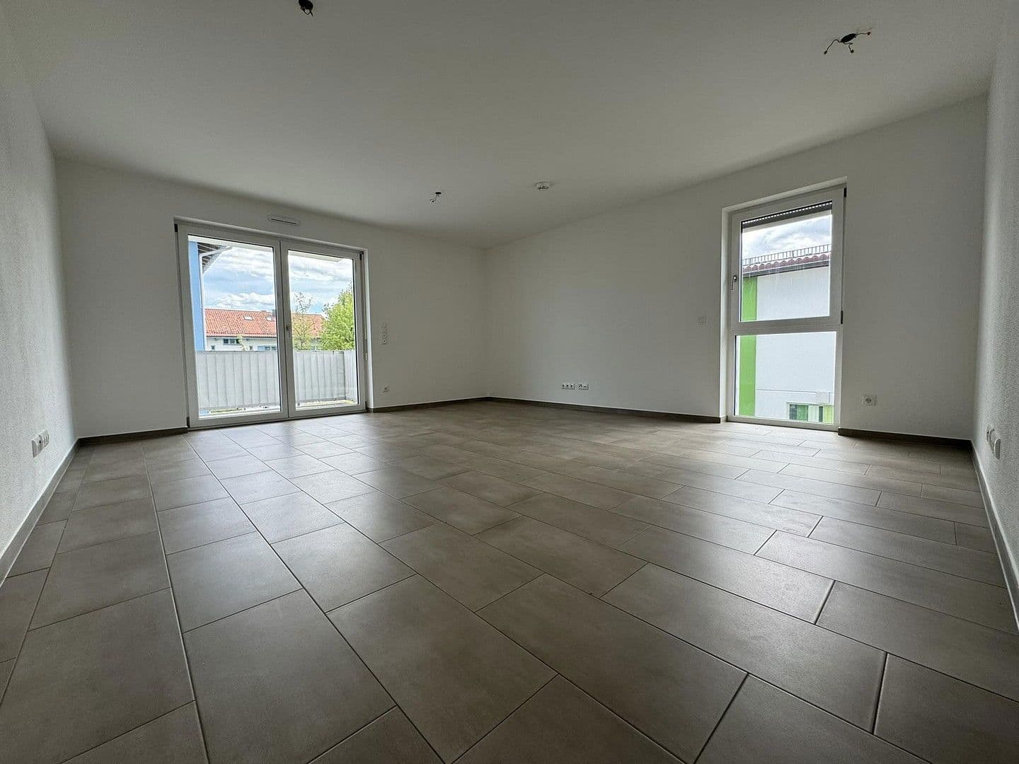 Pronájem bytu 2+1 70 m², Münchener Straße 29, Grafing, Bavorsko Pronájem bytu 2+1 70 m², Münchener Straße 29, Grafing, Bavorsko