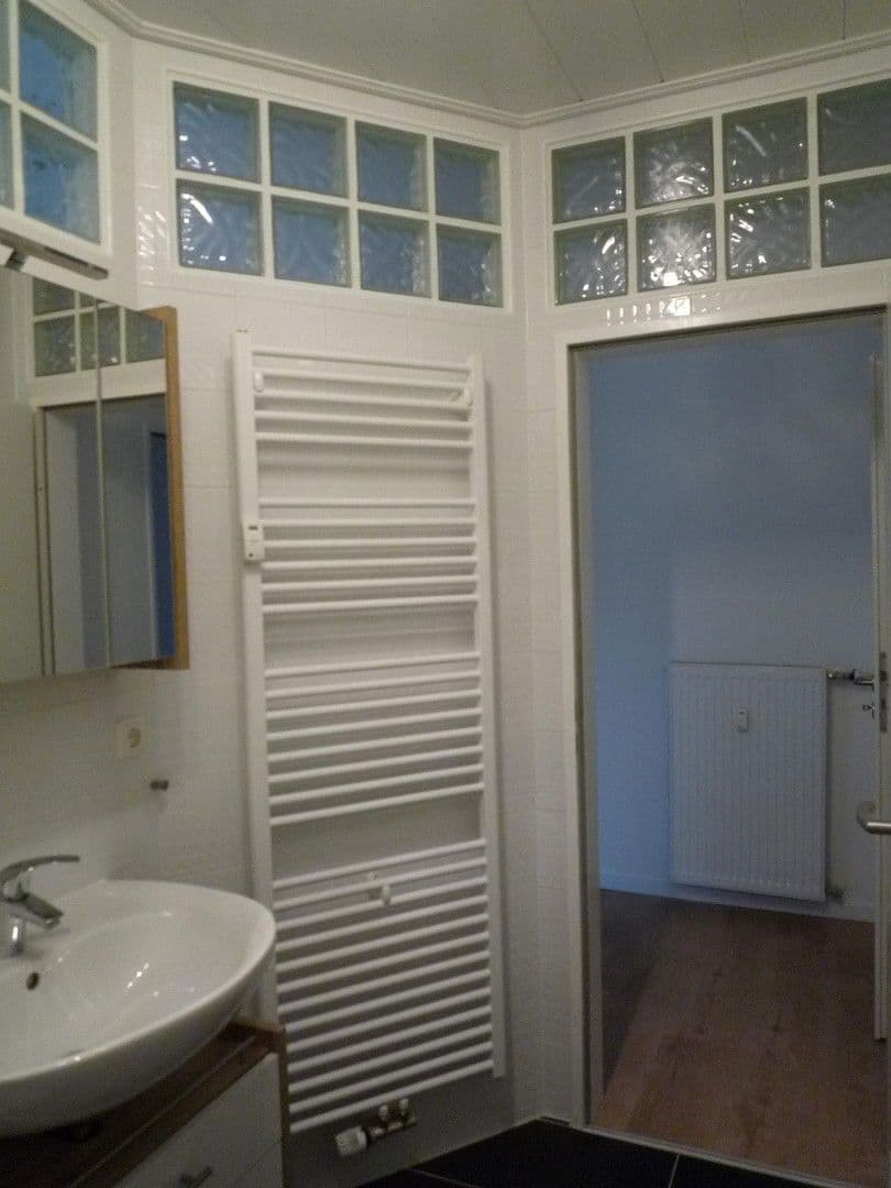 Pronájem bytu 2+1 44 m², Gennaer Str. 36, Iserlohn, Severní Porýní-Vestfálsko Pronájem bytu 2+1 44 m², Gennaer Str. 36, Iserlohn, Severní Porýní-Vestfálsko