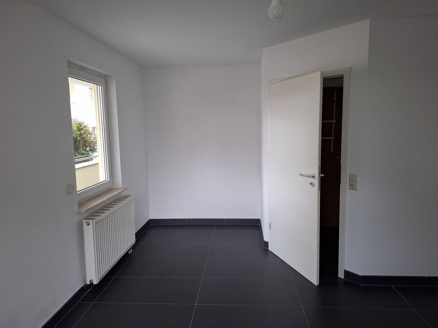 Pronájem bytu 2+1 63 m², Korntal-Münchingen, Bádensko-Württembersko Pronájem bytu 2+1 63 m², Korntal-Münchingen, Bádensko-Württembersko