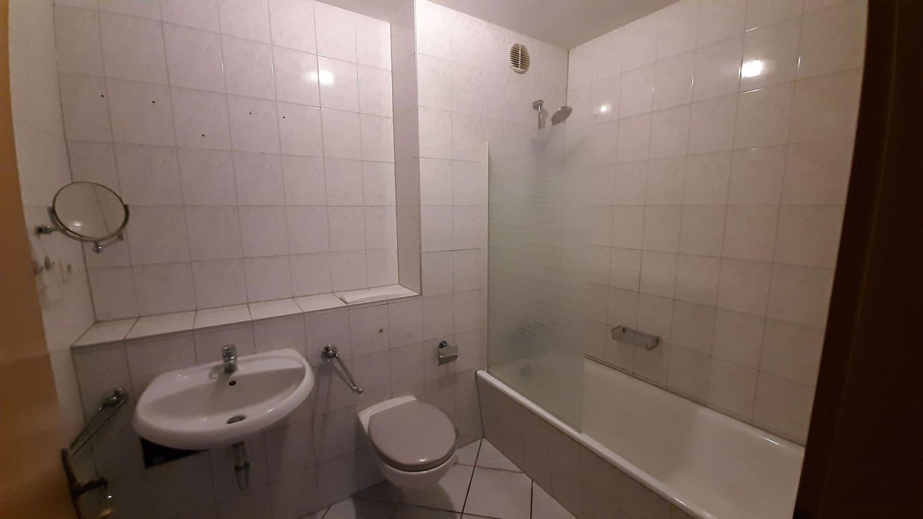 Pronájem bytu 5+1 152 m², Waltershausen, Durynsko Pronájem bytu 5+1 152 m², Waltershausen, Durynsko