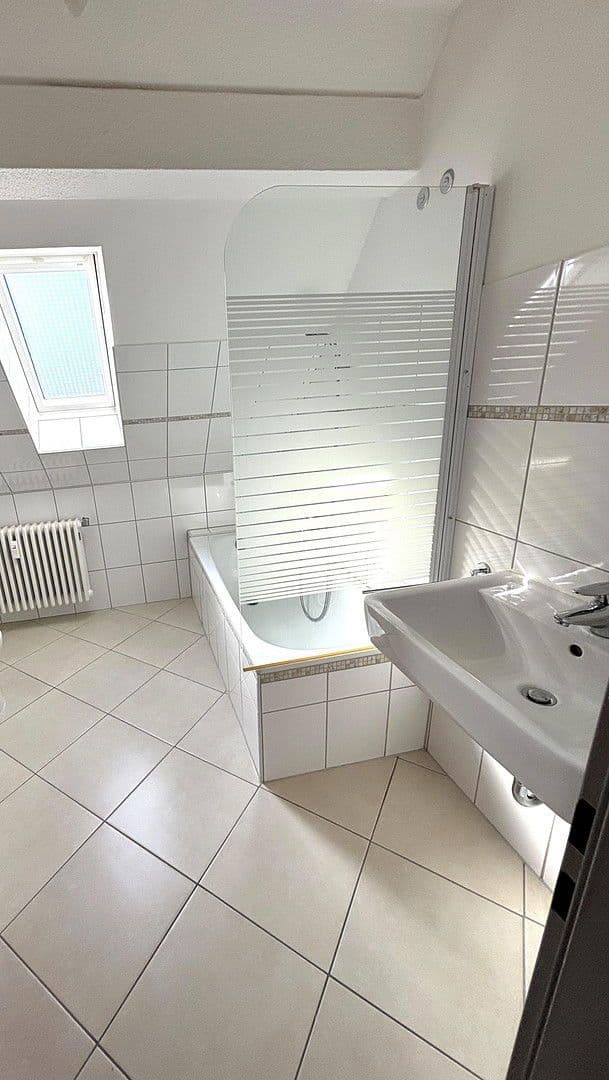 Prodej domu 443 m², pozemek 263 m², Frankfurt, Hessen Prodej domu 443 m², pozemek 263 m², Frankfurt, Hessen