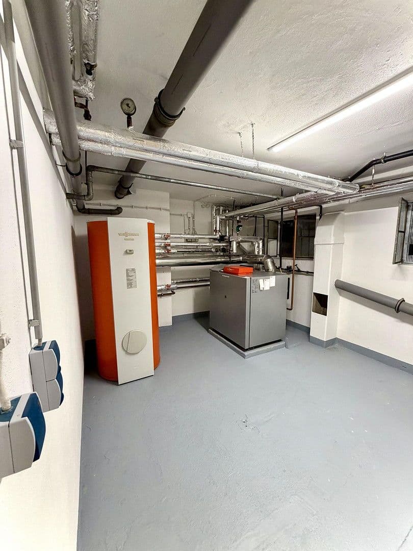 Prodej domu 443 m², pozemek 263 m², Frankfurt, Hessen Prodej domu 443 m², pozemek 263 m², Frankfurt, Hessen