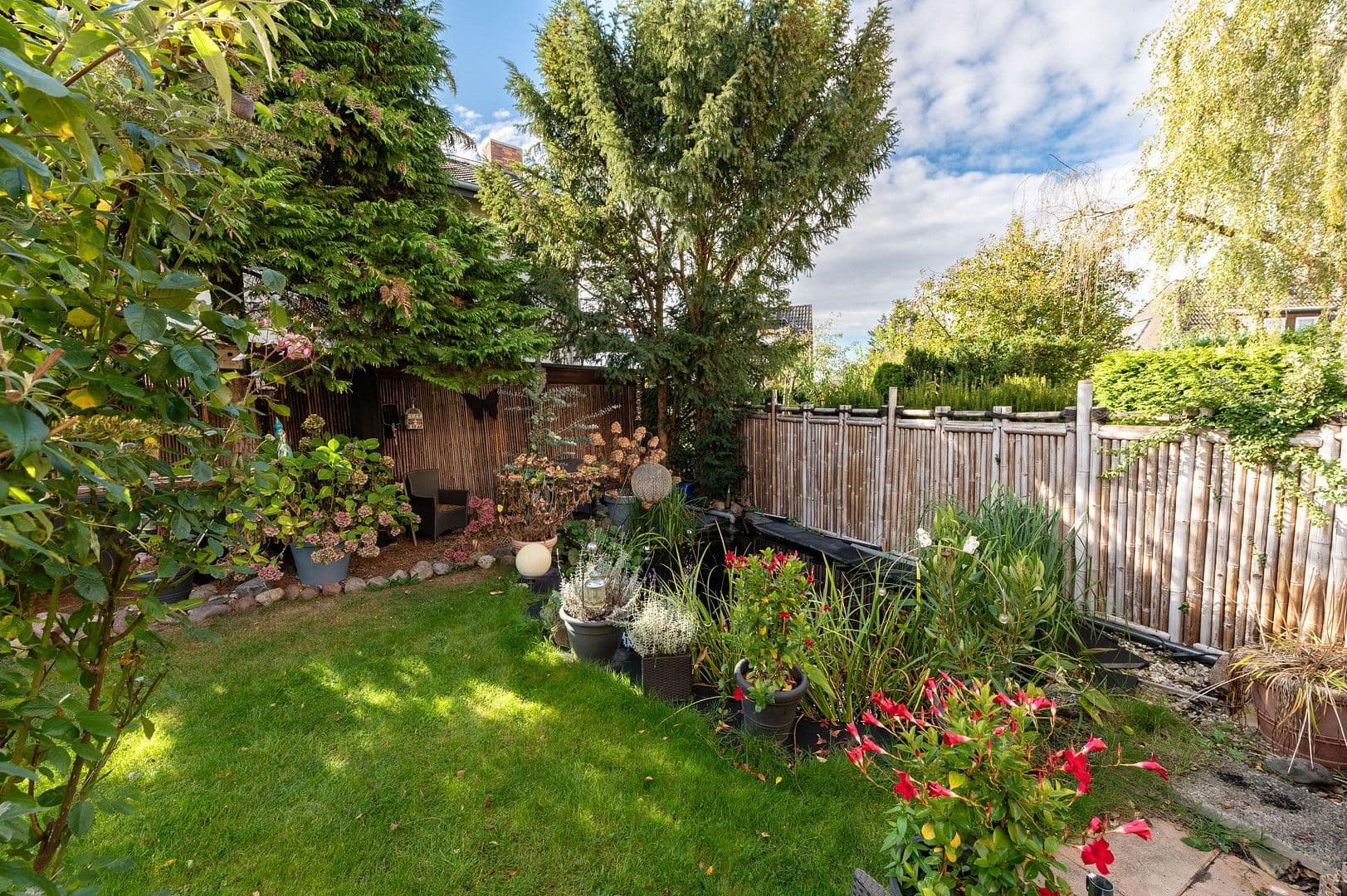 Prodej domu 95 m², pozemek 350 m², Berlin, Berlín Prodej domu 95 m², pozemek 350 m², Berlin, Berlín