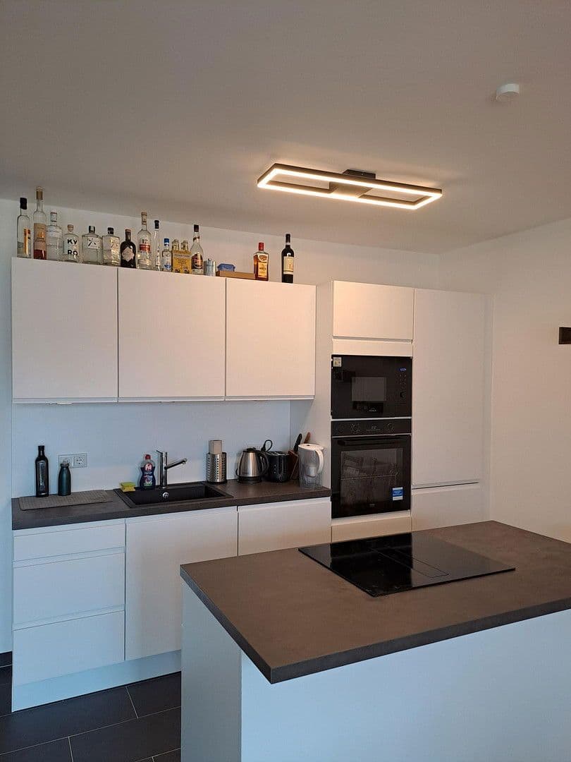 Pronájem bytu 2+1 70 m², Marktstraße 53, Frankfurt, Hessen Pronájem bytu 2+1 70 m², Marktstraße 53, Frankfurt, Hessen