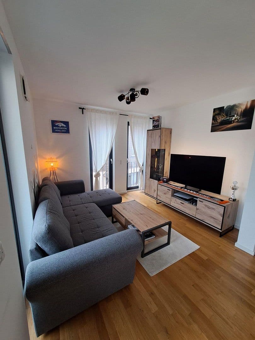 Pronájem bytu 2+1 70 m², Marktstraße 53, Frankfurt, Hessen Pronájem bytu 2+1 70 m², Marktstraße 53, Frankfurt, Hessen