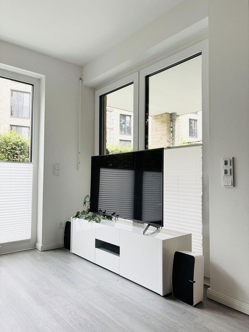 Pronájem bytu 3+1 94 m², Hamburg, Hamburg Pronájem bytu 3+1 94 m², Hamburg, Hamburg