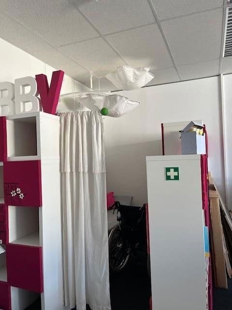 Pronájem kanceláře 270 m², Breitwiesenstraße 13, Stuttgart, Bádensko-Württembersko Pronájem kanceláře 270 m², Breitwiesenstraße 13, Stuttgart, Bádensko-Württembersko