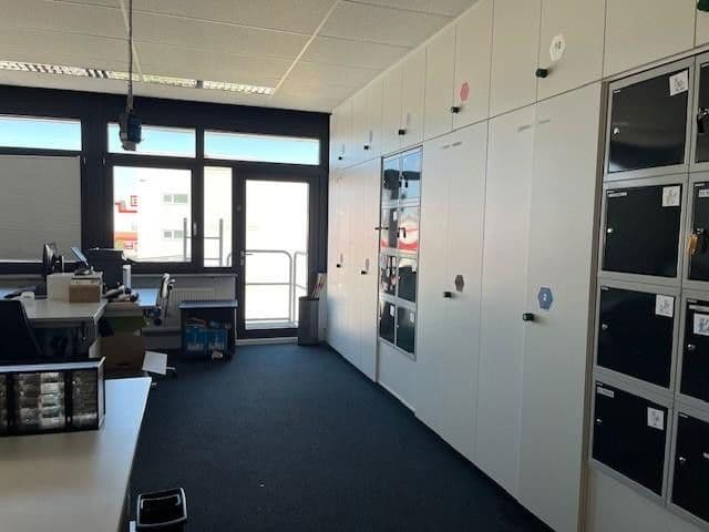 Pronájem kanceláře 270 m², Breitwiesenstraße 13, Stuttgart, Bádensko-Württembersko Pronájem kanceláře 270 m², Breitwiesenstraße 13, Stuttgart, Bádensko-Württembersko