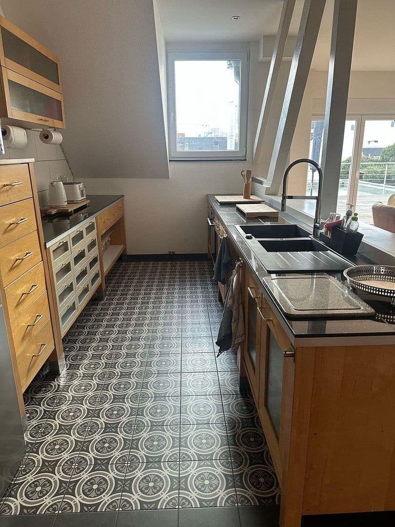 Pronájem bytu 5+1 184 m², Bismarckstraße 47, Mönchengladbach, Severní Porýní-Vestfálsko Pronájem bytu 5+1 184 m², Bismarckstraße 47, Mönchengladbach, Severní Porýní-Vestfálsko