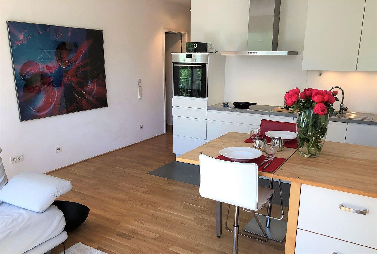 Pronájem bytu 2+1 61 m², Olof-Palme-Straße 11b, Frankfurt am Main, Hessen Pronájem bytu 2+1 61 m², Olof-Palme-Straße 11b, Frankfurt am Main, Hessen