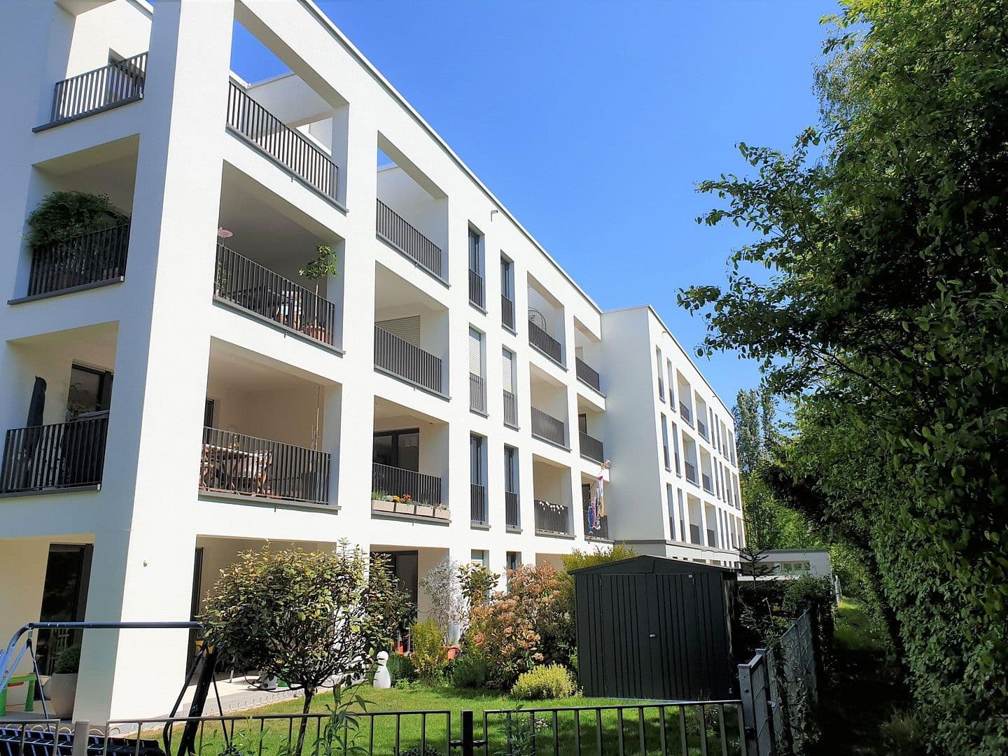 Pronájem bytu 2+1 61 m², Olof-Palme-Straße 11b, Frankfurt am Main, Hessen Pronájem bytu 2+1 61 m², Olof-Palme-Straße 11b, Frankfurt am Main, Hessen