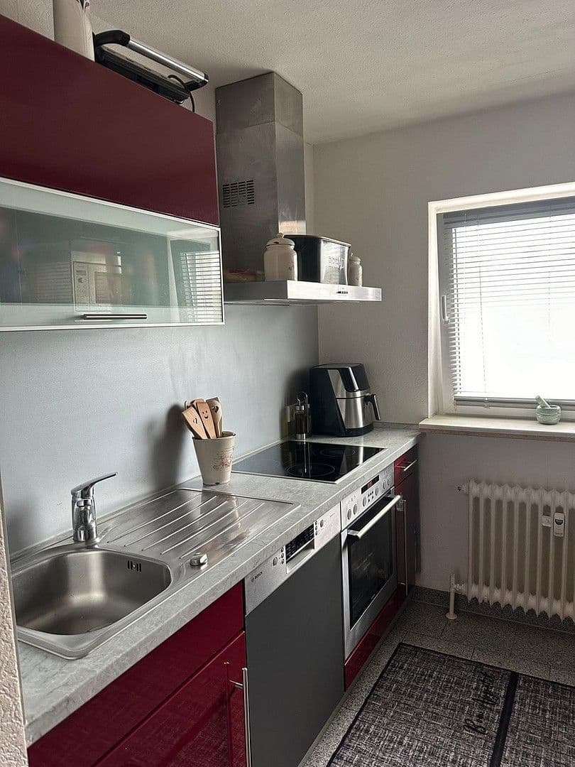 Pronájem bytu 3+1 75 m², Metterstr. 47, Sachsenheim, Bádensko-Württembersko Pronájem bytu 3+1 75 m², Metterstr. 47, Sachsenheim, Bádensko-Württembersko