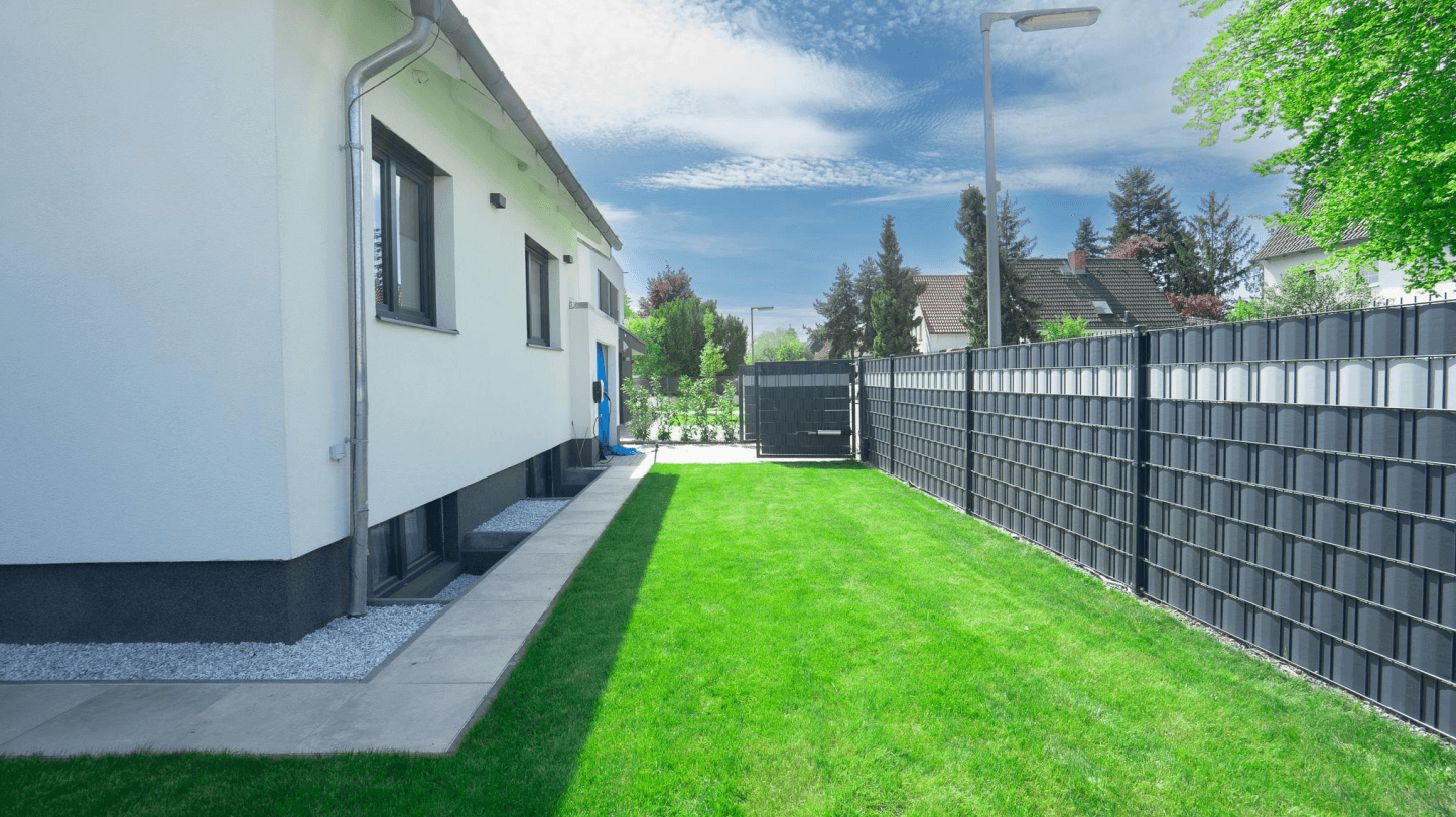 Prodej domu 156 m², pozemek 426 m², Berlin, Berlín Prodej domu 156 m², pozemek 426 m², Berlin, Berlín