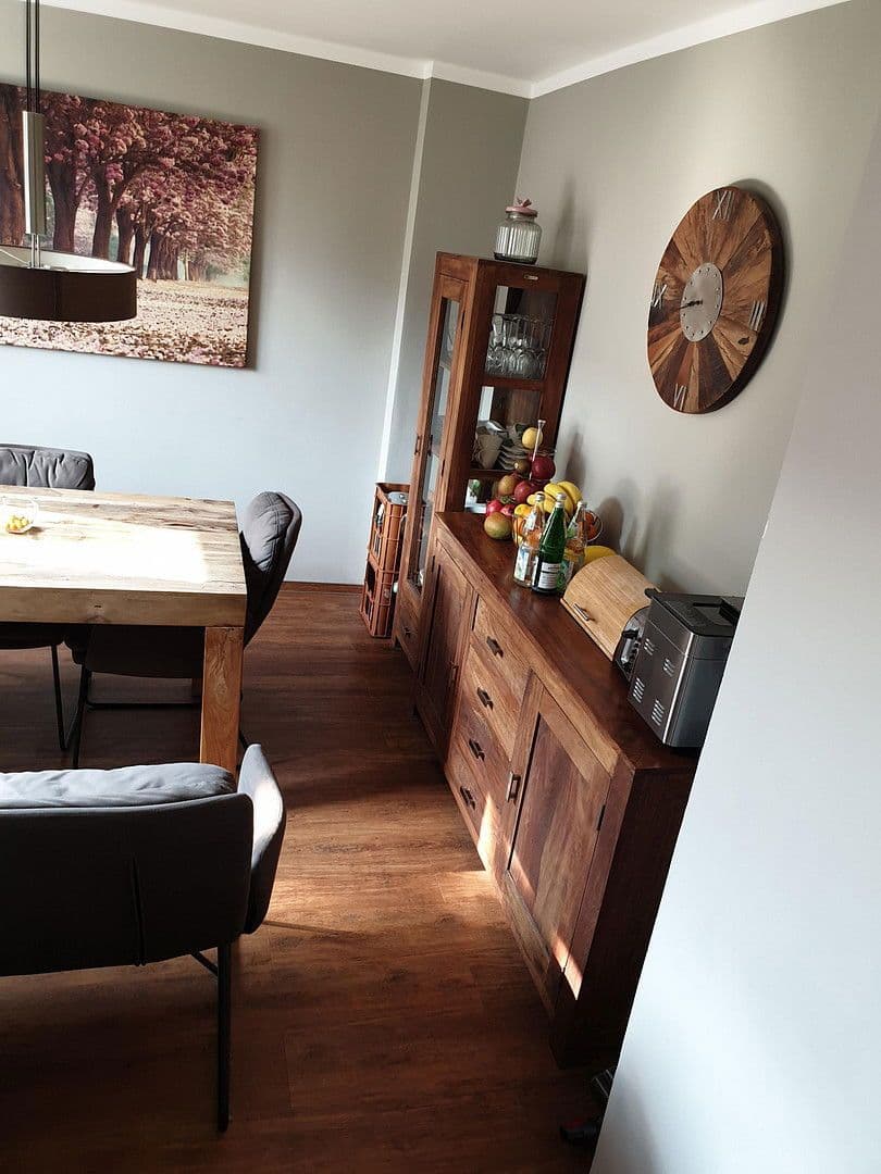 Pronájem bytu 5+1 100 m², Lupsteiner Weg 36, Berlin, Berlín Pronájem bytu 5+1 100 m², Lupsteiner Weg 36, Berlin, Berlín