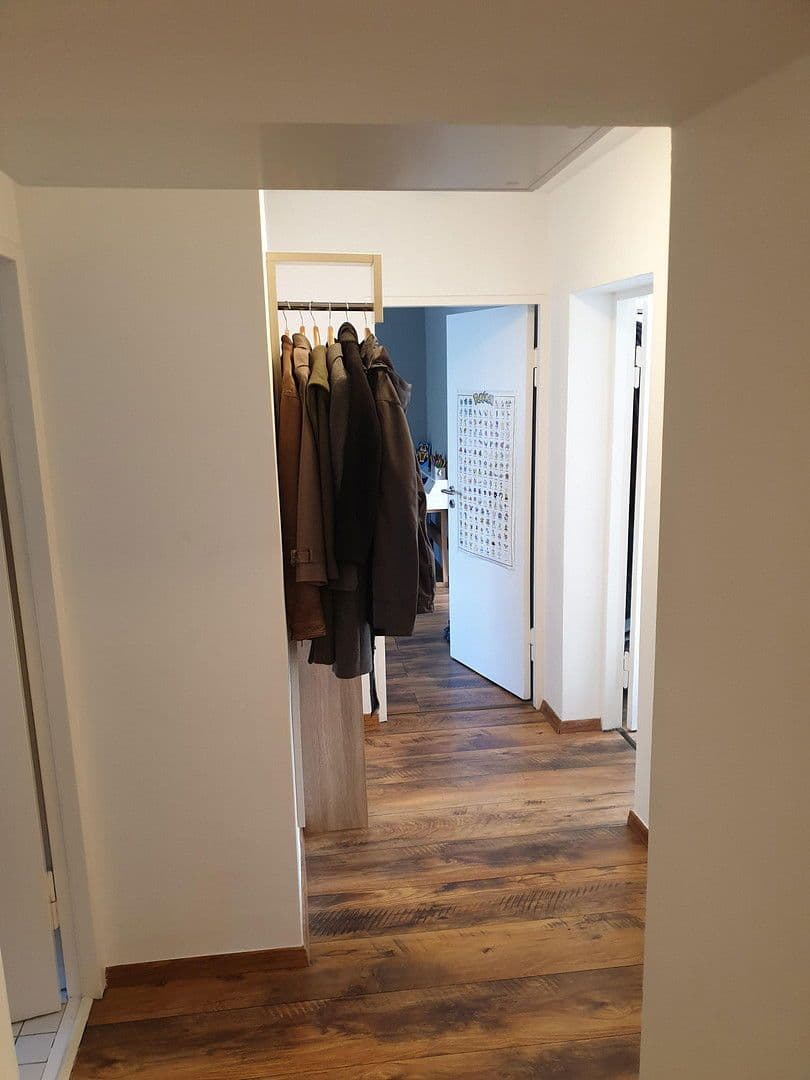 Pronájem bytu 5+1 100 m², Lupsteiner Weg 36, Berlin, Berlín Pronájem bytu 5+1 100 m², Lupsteiner Weg 36, Berlin, Berlín