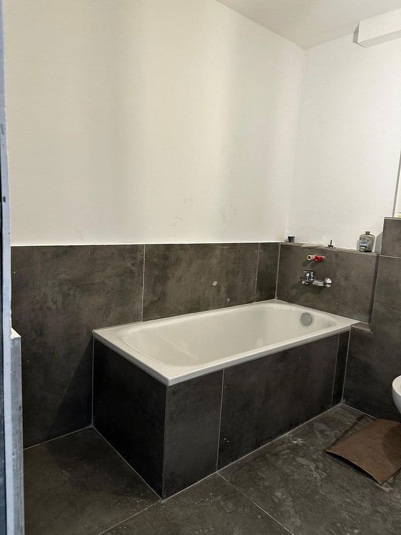 Pronájem bytu 4+kk 138 m², Essen, Severní Porýní-Vestfálsko Pronájem bytu 4+kk 138 m², Essen, Severní Porýní-Vestfálsko