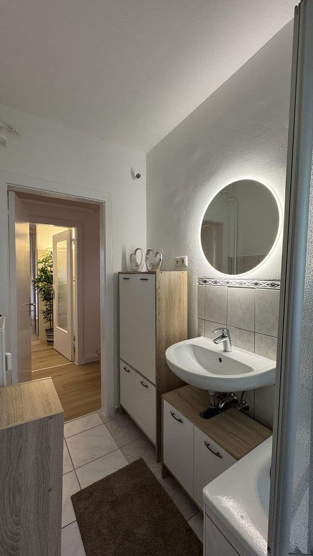 Pronájem bytu 2+kk 60 m², Jevenstedter Straße 51a, Hamburg, Hamburg Pronájem bytu 2+kk 60 m², Jevenstedter Straße 51a, Hamburg, Hamburg