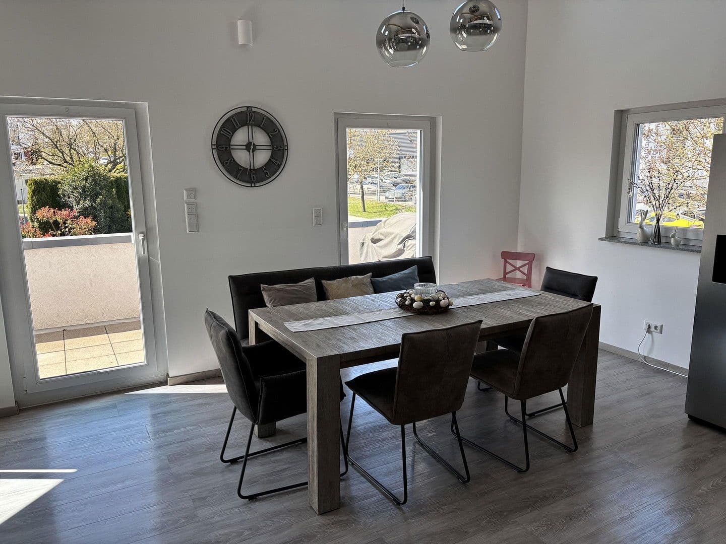 Pronájem bytu 5+1 185 m², Kieselbronner Straße 40, Pforzheim, Bádensko-Württembersko Pronájem bytu 5+1 185 m², Kieselbronner Straße 40, Pforzheim, Bádensko-Württembersko