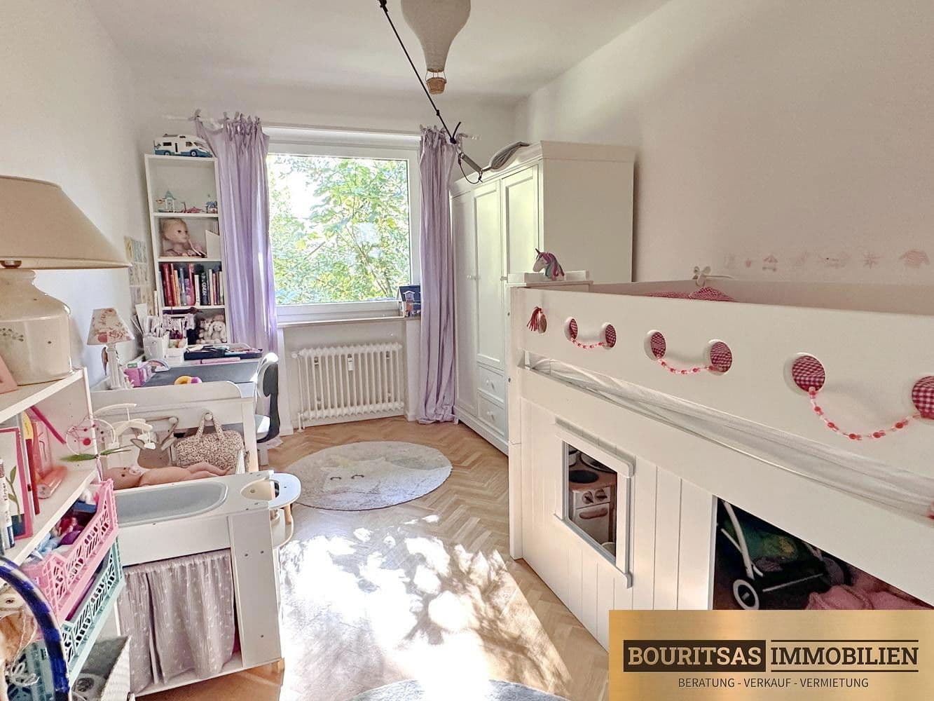 Prodej bytu 4+1 100 m², Hamburg, Hamburg Prodej bytu 4+1 100 m², Hamburg, Hamburg