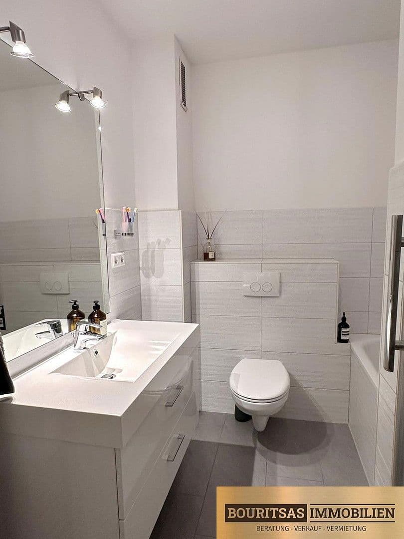 Prodej bytu 4+1 100 m², Hamburg, Hamburg Prodej bytu 4+1 100 m², Hamburg, Hamburg