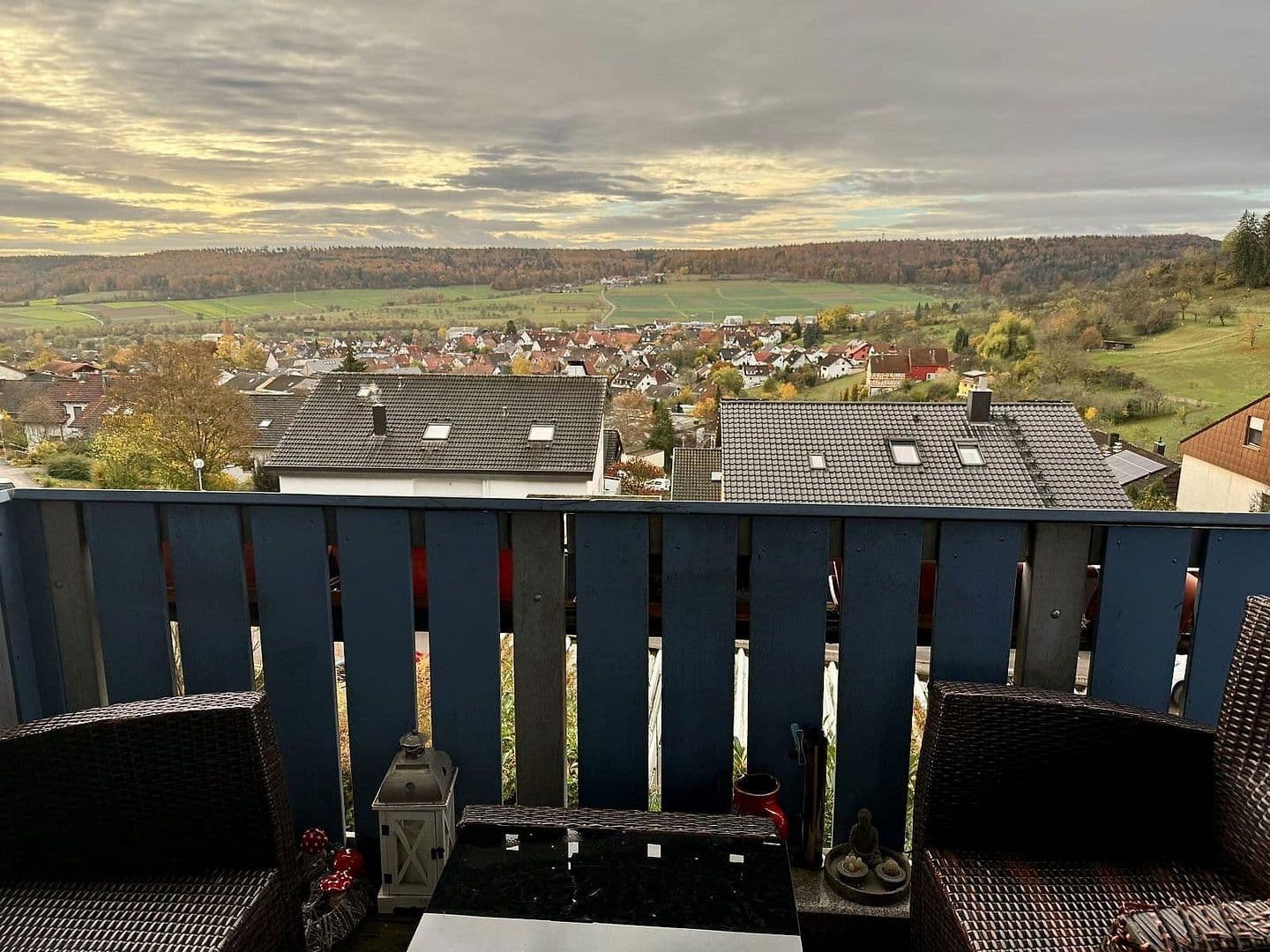 Prodej domu 243 m², pozemek 934 m², Simmozheim, Bádensko-Württembersko Prodej domu 243 m², pozemek 934 m², Simmozheim, Bádensko-Württembersko