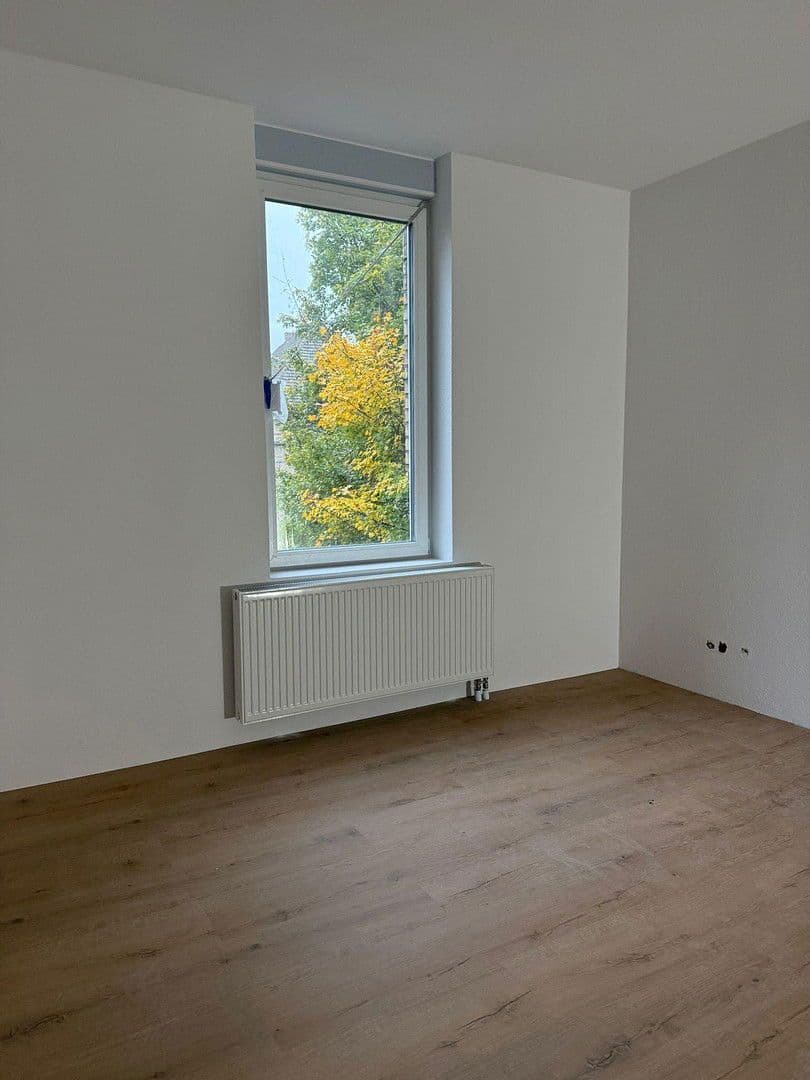 Pronájem bytu 2+1 60 m², Falkenstraße 5, Ludwigshafen, Porýní-Falc Pronájem bytu 2+1 60 m², Falkenstraße 5, Ludwigshafen, Porýní-Falc