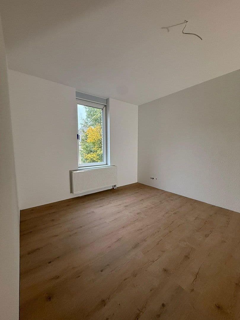 Pronájem bytu 1+1 41 m², Falkenstraße 5, Ludwigshafen, Porýní-Falc Pronájem bytu 1+1 41 m², Falkenstraße 5, Ludwigshafen, Porýní-Falc