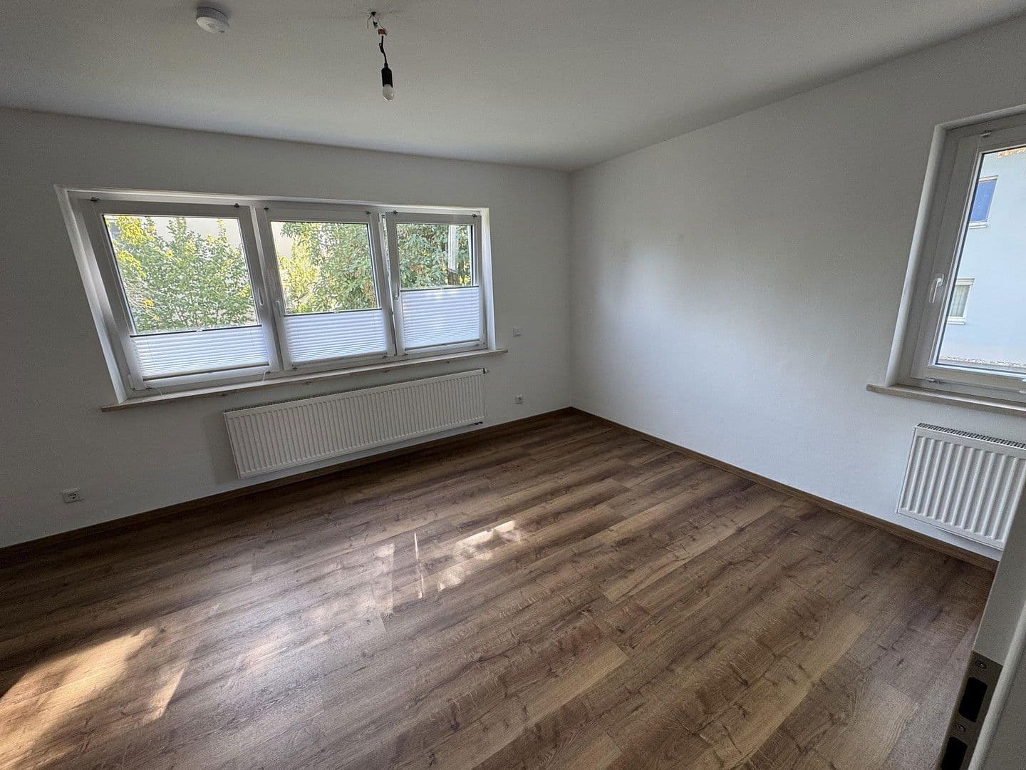 Pronájem bytu 2+1 78 m², Wilhelmstraße, Stein, Bavorsko Pronájem bytu 2+1 78 m², Wilhelmstraße, Stein, Bavorsko