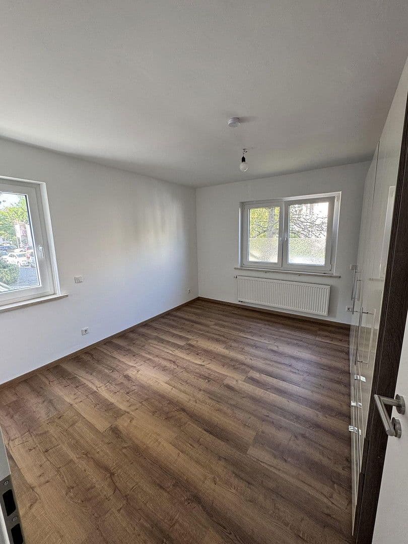 Pronájem bytu 2+1 78 m², Wilhelmstraße, Stein, Bavorsko Pronájem bytu 2+1 78 m², Wilhelmstraße, Stein, Bavorsko