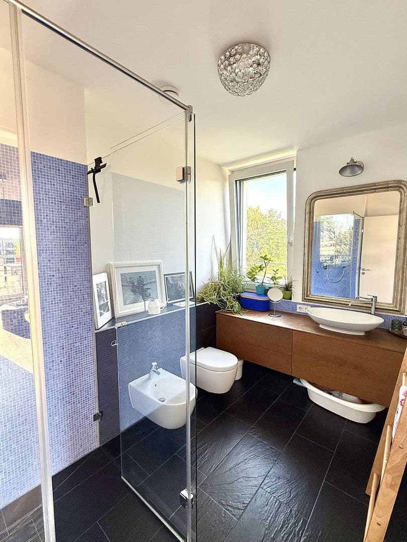 Pronájem bytu 3+1 93 m², München, Bavorsko Pronájem bytu 3+1 93 m², München, Bavorsko