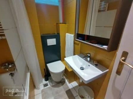 Pronájem bytu 3+1 91 m², Berlin, Berlín Pronájem bytu 3+1 91 m², Berlin, Berlín