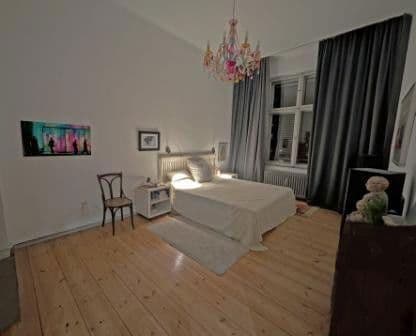 Pronájem bytu 3+1 91 m², Berlin, Berlín Pronájem bytu 3+1 91 m², Berlin, Berlín
