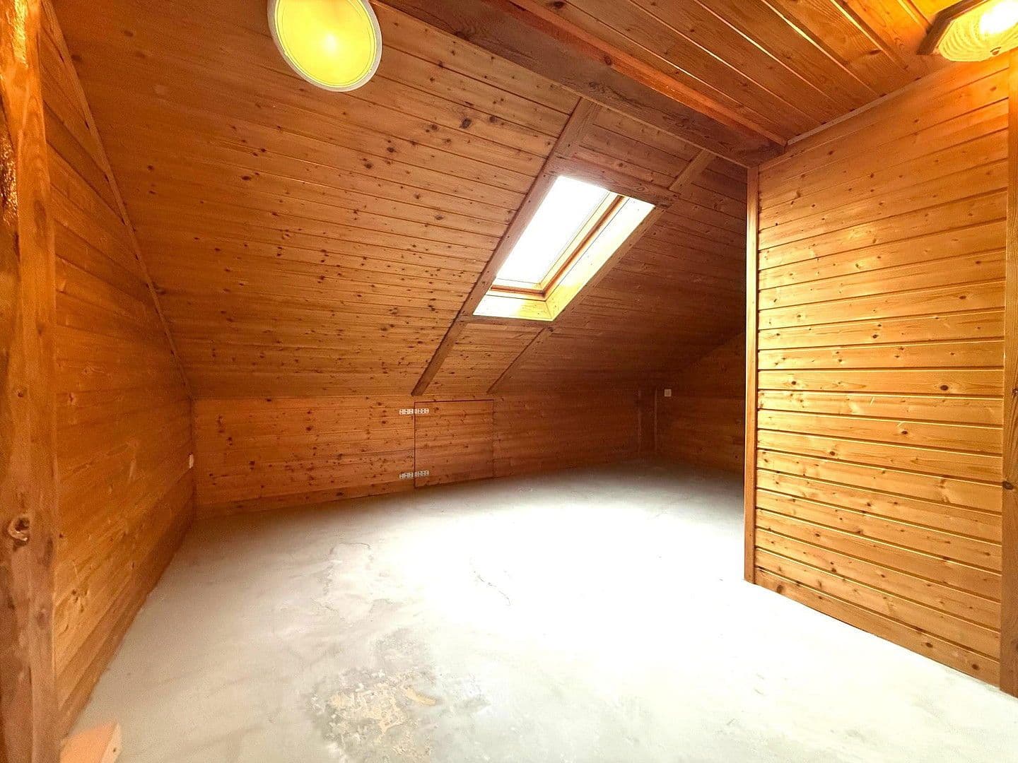 Prodej domu 144 m², pozemek 270 m², Vogelherdstr. 15c, Zirndorf, Bavorsko Prodej domu 144 m², pozemek 270 m², Vogelherdstr. 15c, Zirndorf, Bavorsko