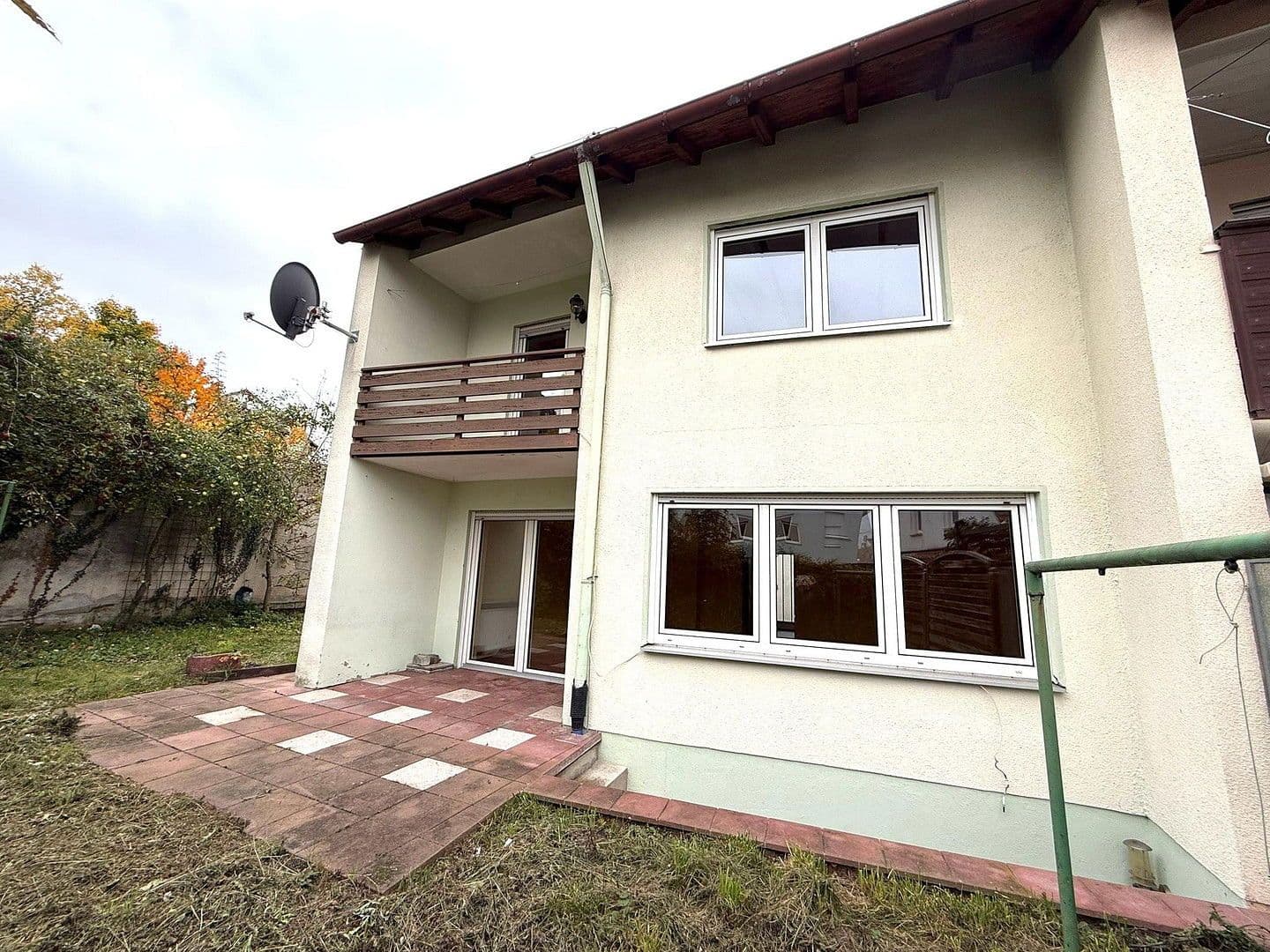 Prodej domu 144 m², pozemek 270 m², Vogelherdstr. 15c, Zirndorf, Bavorsko Prodej domu 144 m², pozemek 270 m², Vogelherdstr. 15c, Zirndorf, Bavorsko