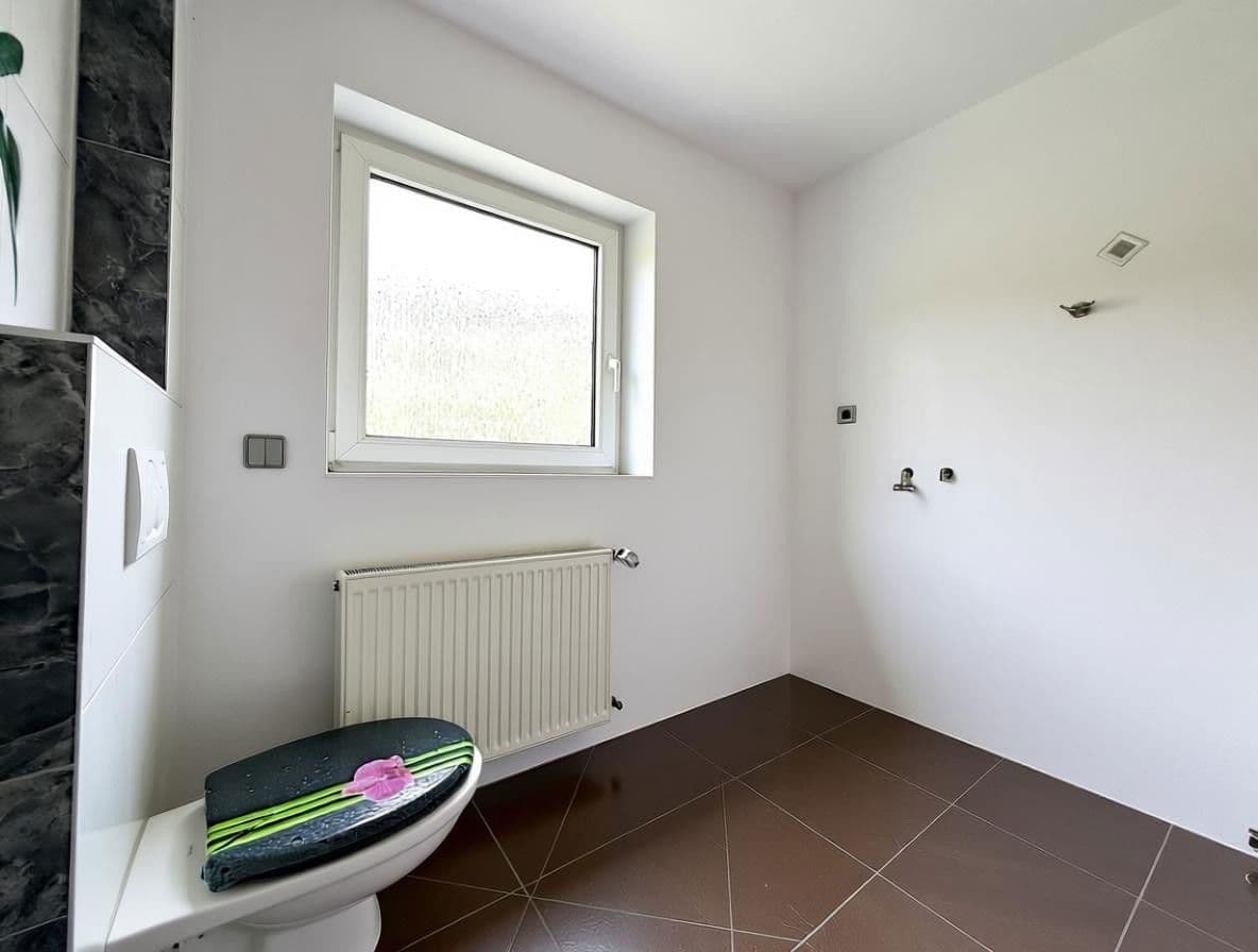 Prodej domu 144 m², pozemek 270 m², Vogelherdstr. 15c, Zirndorf, Bavorsko Prodej domu 144 m², pozemek 270 m², Vogelherdstr. 15c, Zirndorf, Bavorsko