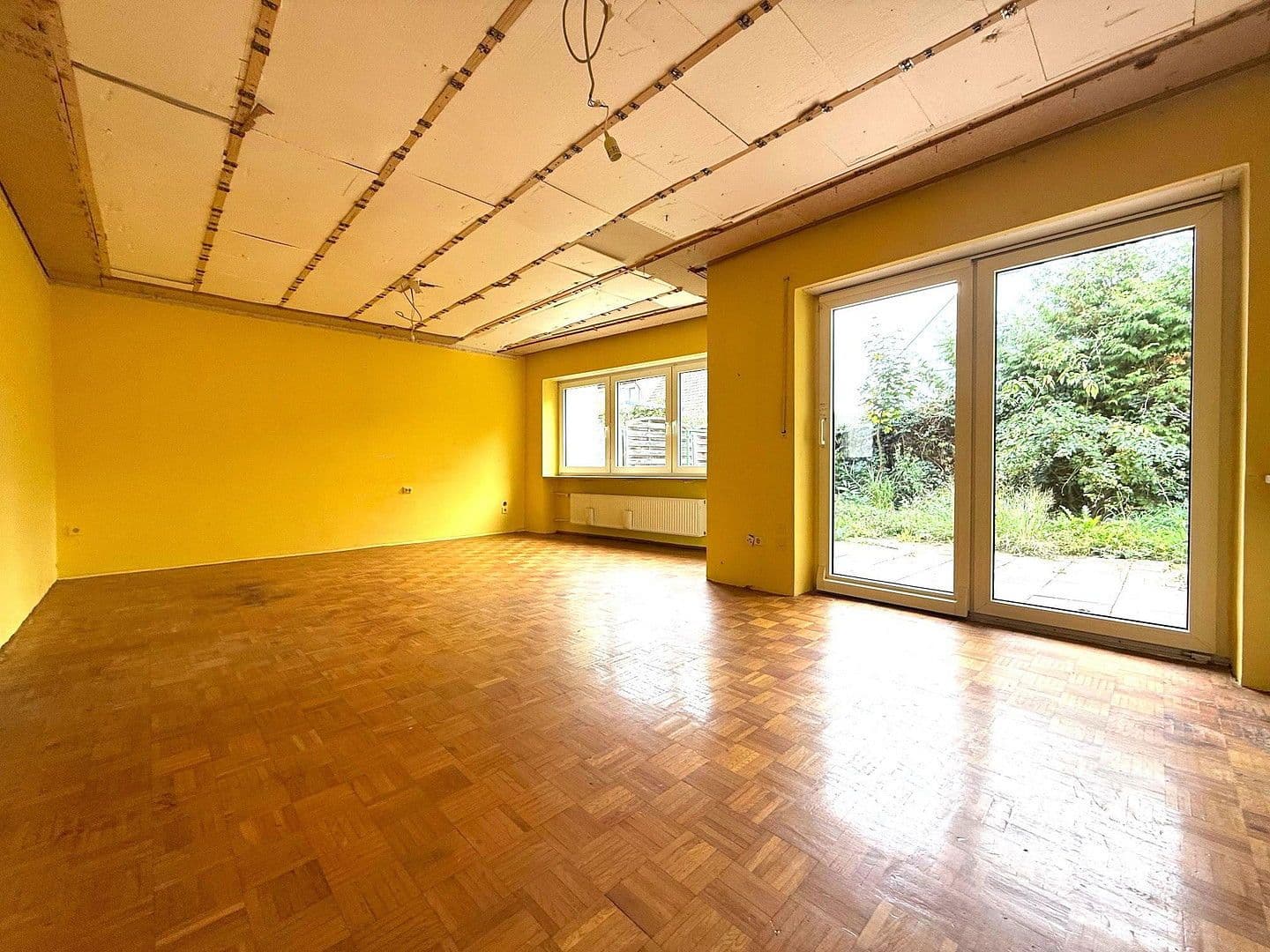 Prodej domu 144 m², pozemek 270 m², Vogelherdstr. 15c, Zirndorf, Bavorsko Prodej domu 144 m², pozemek 270 m², Vogelherdstr. 15c, Zirndorf, Bavorsko