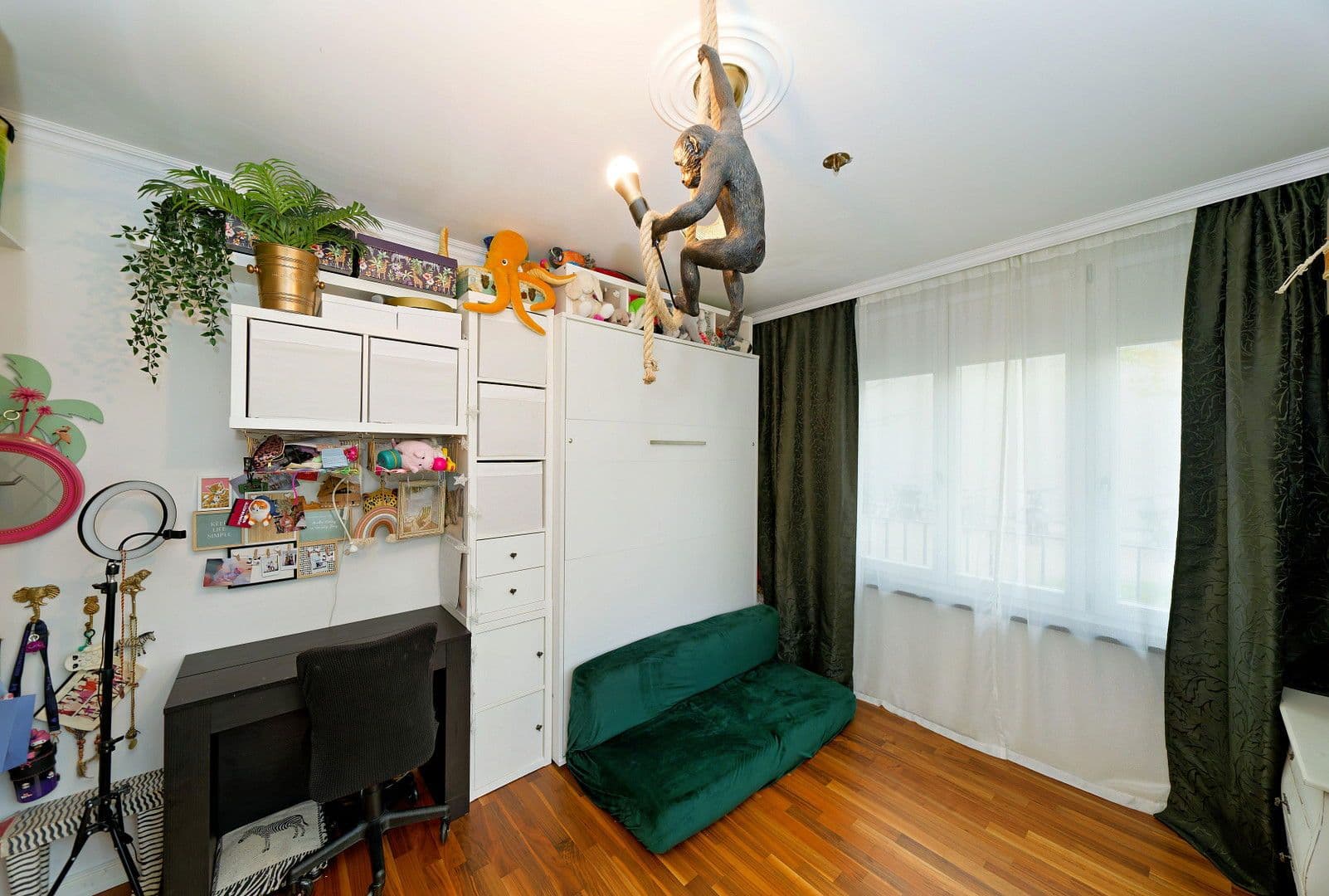 Prodej bytu 4+1 96 m², Berduxstr., München Neupasing, Bavorsko Prodej bytu 4+1 96 m², Berduxstr., München Neupasing, Bavorsko