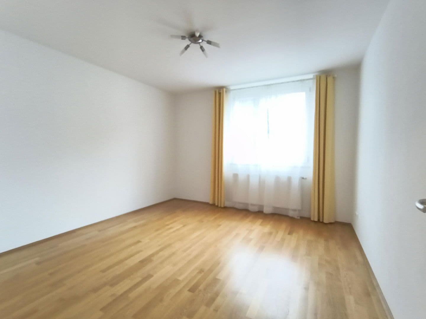 Prodej bytu 4+1 100 m², Spitzwegstr. 1, Germering, Bavorsko Prodej bytu 4+1 100 m², Spitzwegstr. 1, Germering, Bavorsko