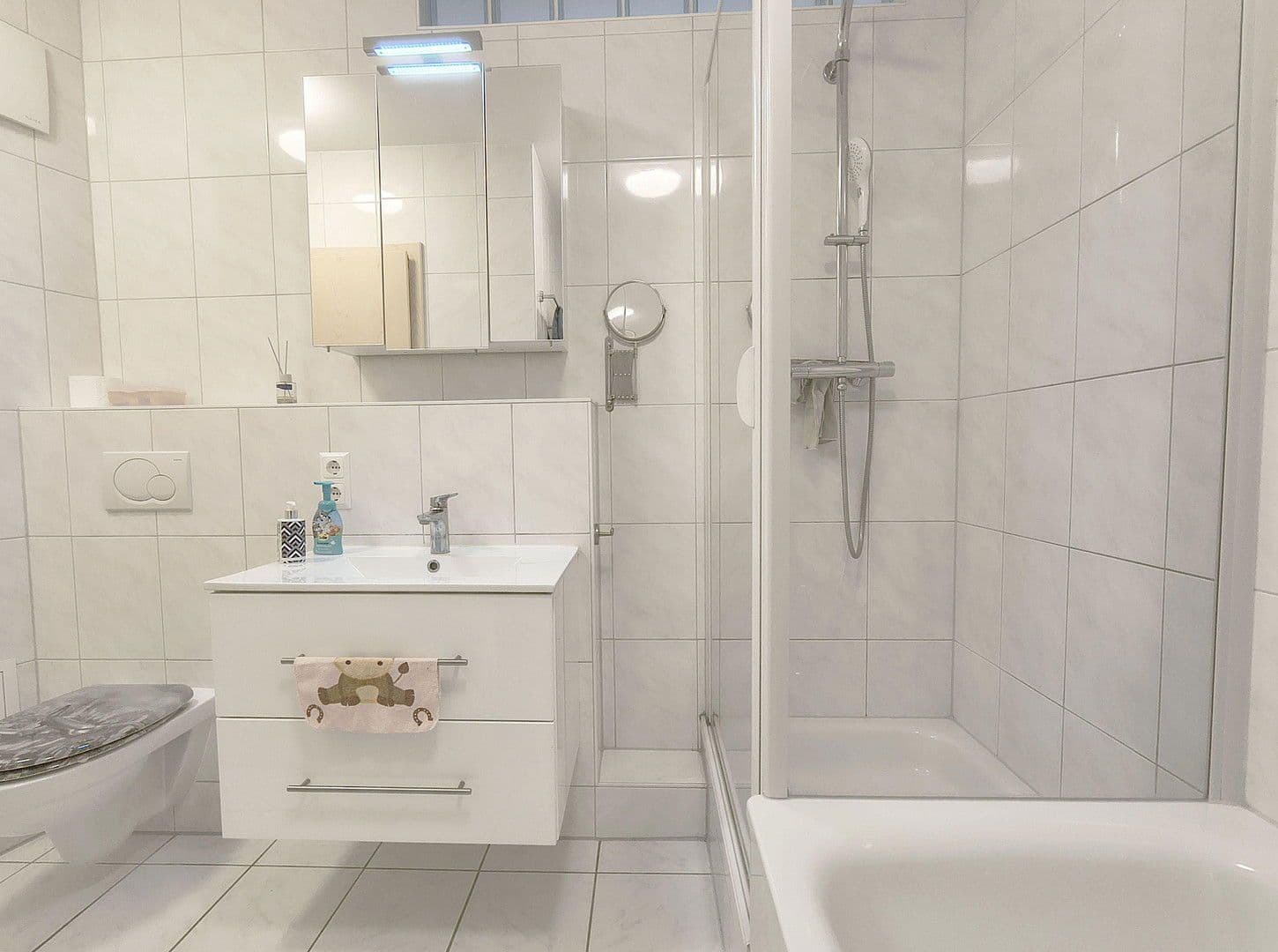 Prodej bytu 4+1 100 m², Spitzwegstr. 1, Germering, Bavorsko Prodej bytu 4+1 100 m², Spitzwegstr. 1, Germering, Bavorsko