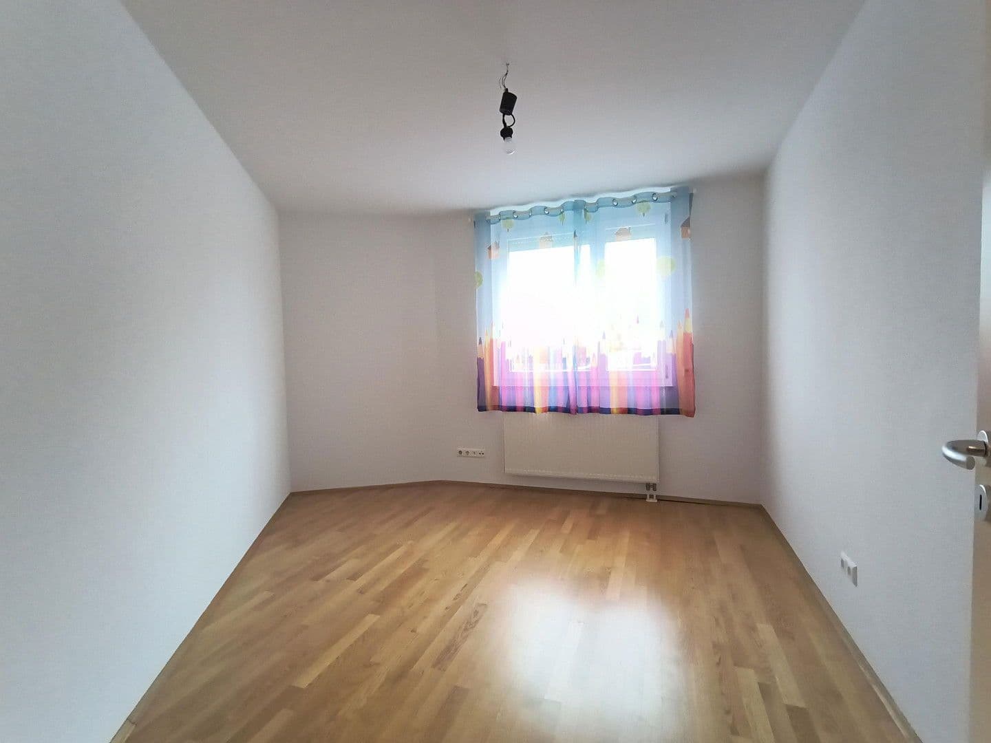 Prodej bytu 4+1 100 m², Spitzwegstr. 1, Germering, Bavorsko Prodej bytu 4+1 100 m², Spitzwegstr. 1, Germering, Bavorsko