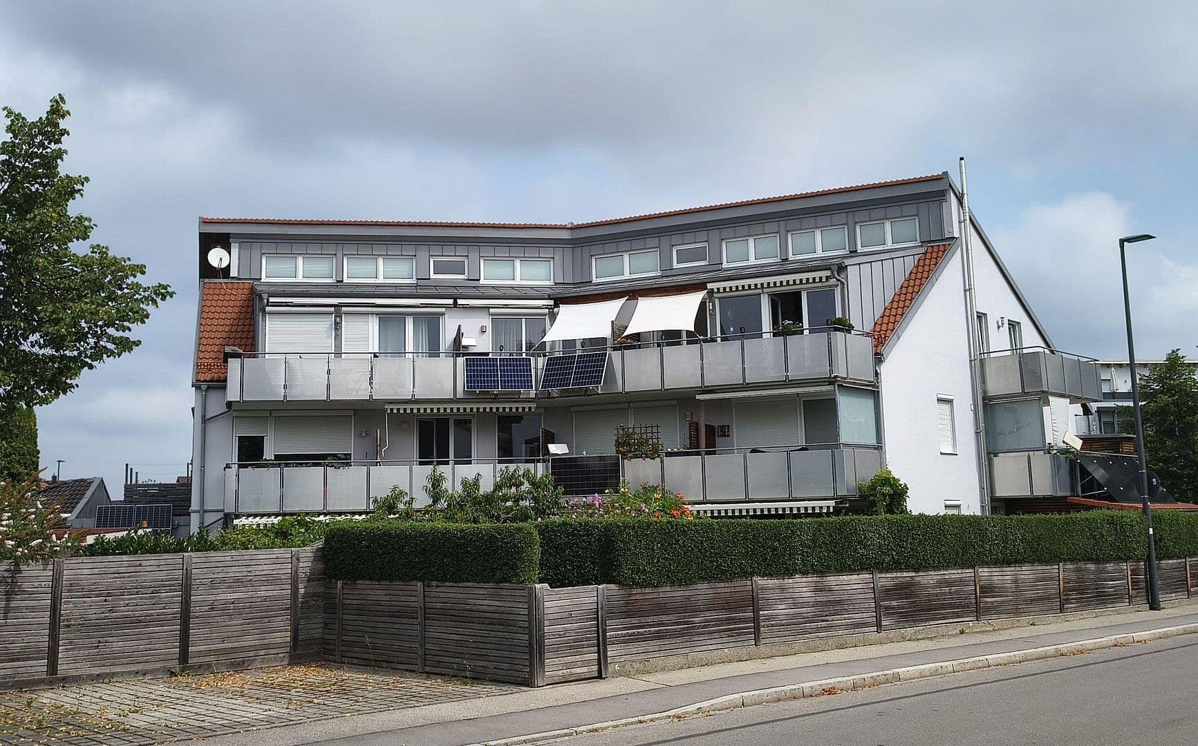 Prodej bytu 4+1 100 m², Spitzwegstr. 1, Germering, Bavorsko Prodej bytu 4+1 100 m², Spitzwegstr. 1, Germering, Bavorsko