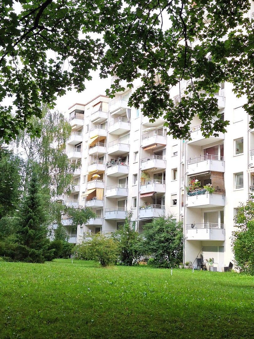 Prodej bytu 3+1 63 m², Kemptener Straße 54, München, Bavorsko Prodej bytu 3+1 63 m², Kemptener Straße 54, München, Bavorsko