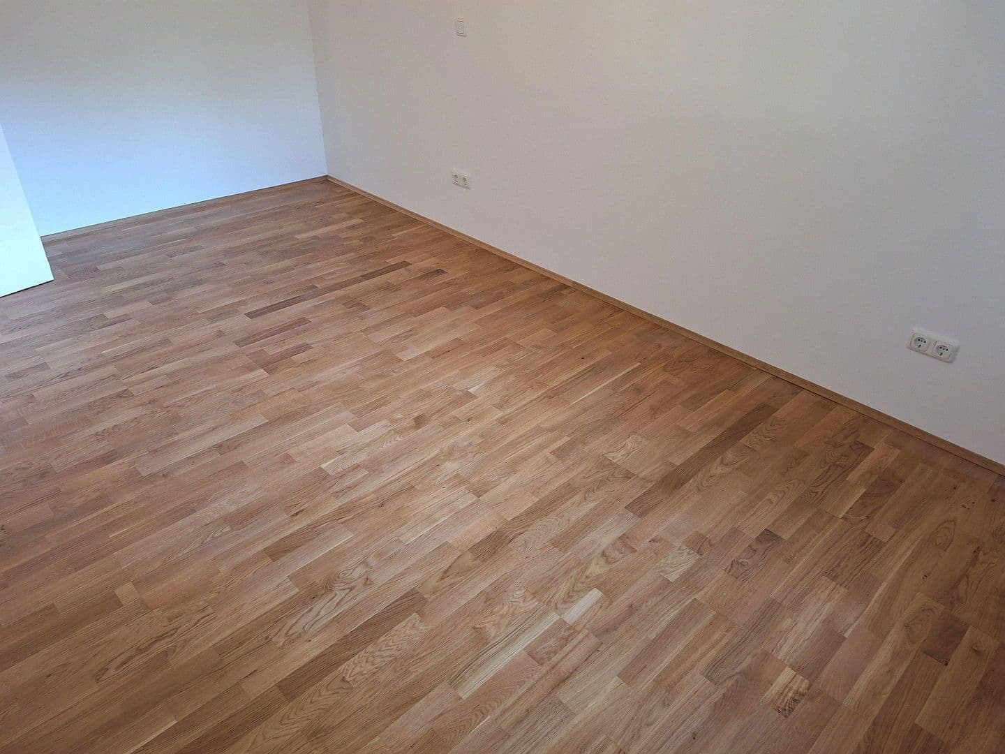 Prodej bytu 3+1 63 m², Kemptener Straße 54, München, Bavorsko Prodej bytu 3+1 63 m², Kemptener Straße 54, München, Bavorsko