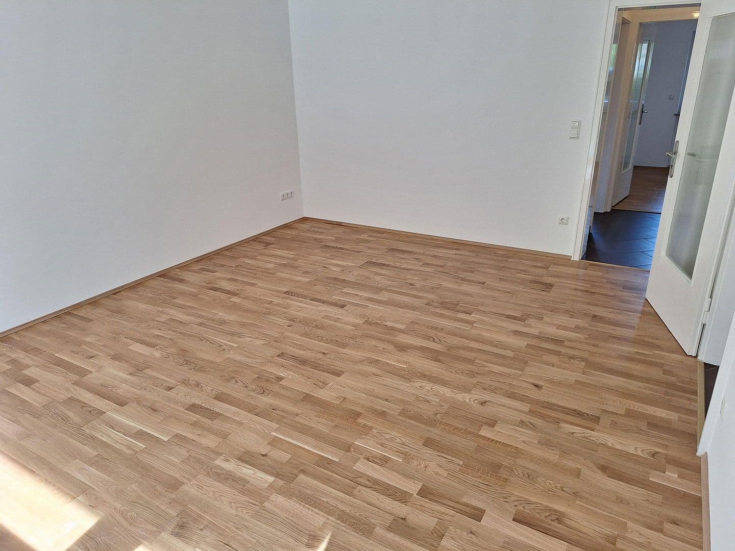 Prodej bytu 3+1 63 m², Kemptener Straße 54, München, Bavorsko Prodej bytu 3+1 63 m², Kemptener Straße 54, München, Bavorsko